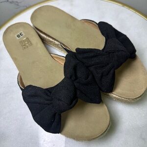 Elegant Black Bow Women’s Wedges Size 7.5 38